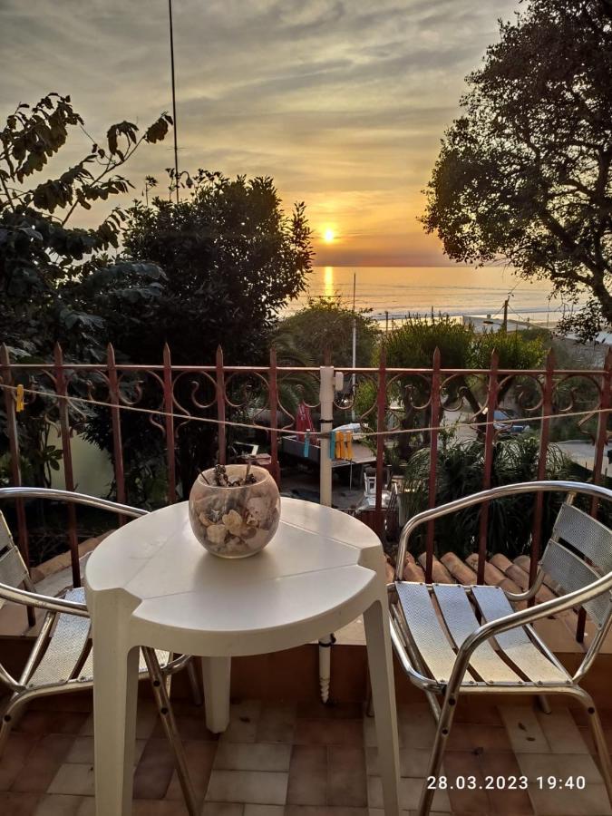 Fonte Da Telha Beach Suite Кошта-да-Капаріка Екстер'єр фото